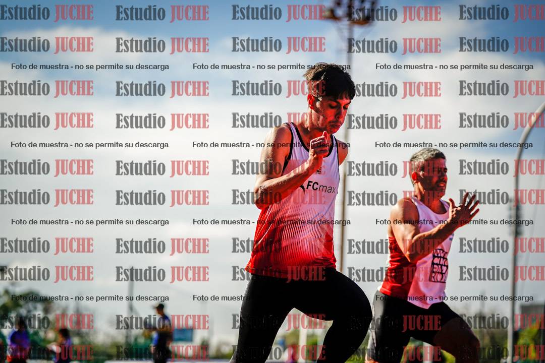 Fotos de los 100 m llanos de varones