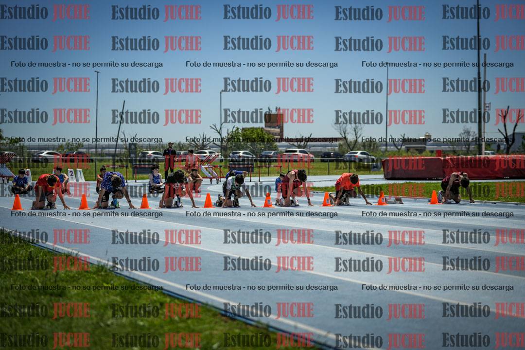 Fotos de los 80 m llanos de varones