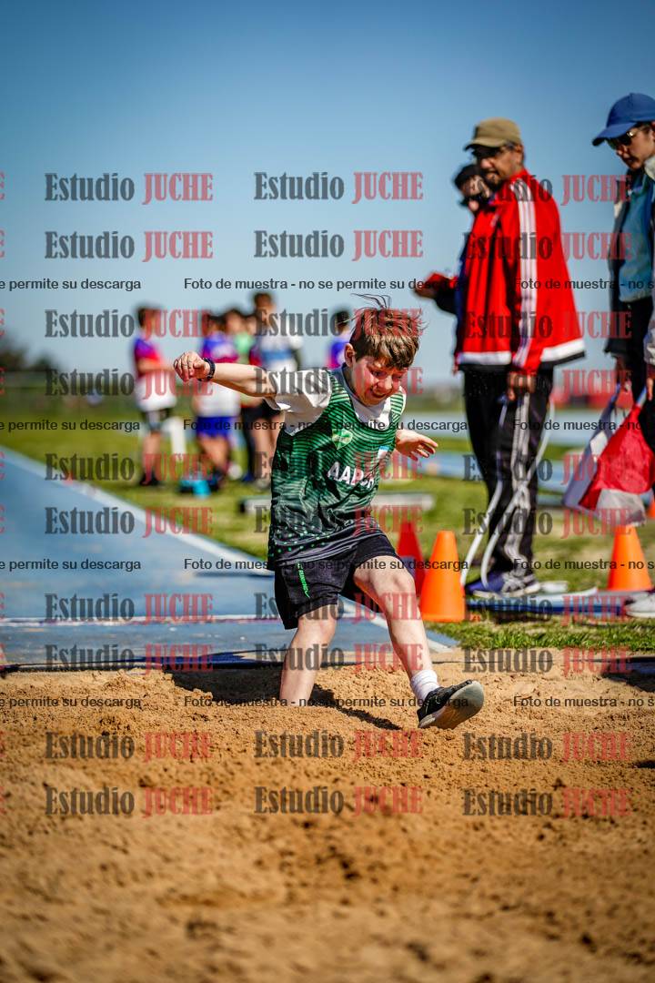 Fotos del salto en largo de varones - U15