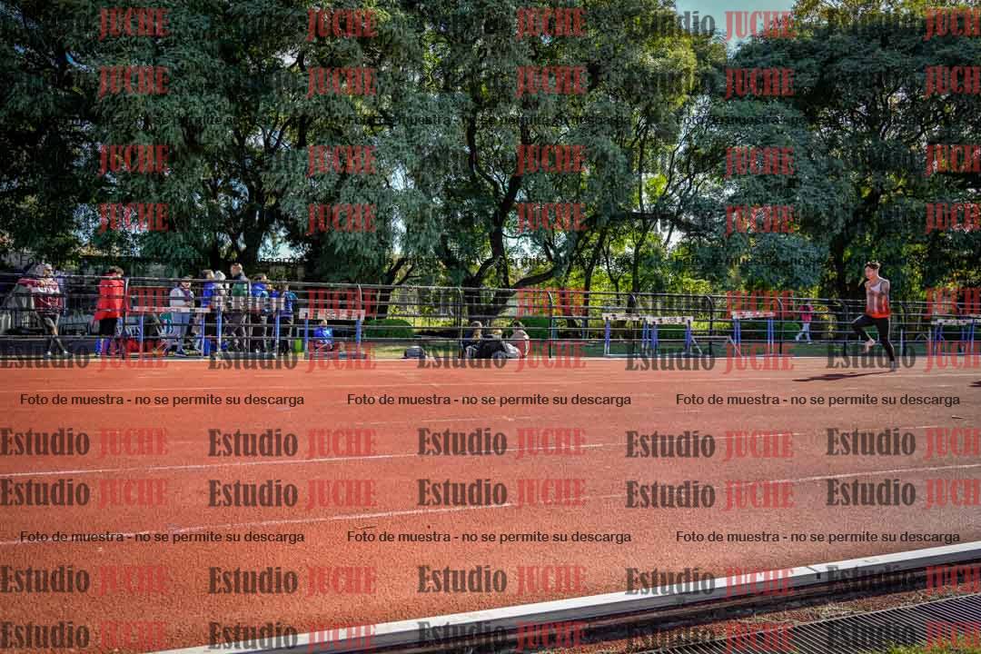 Fotos de los 100 m llanos de varones