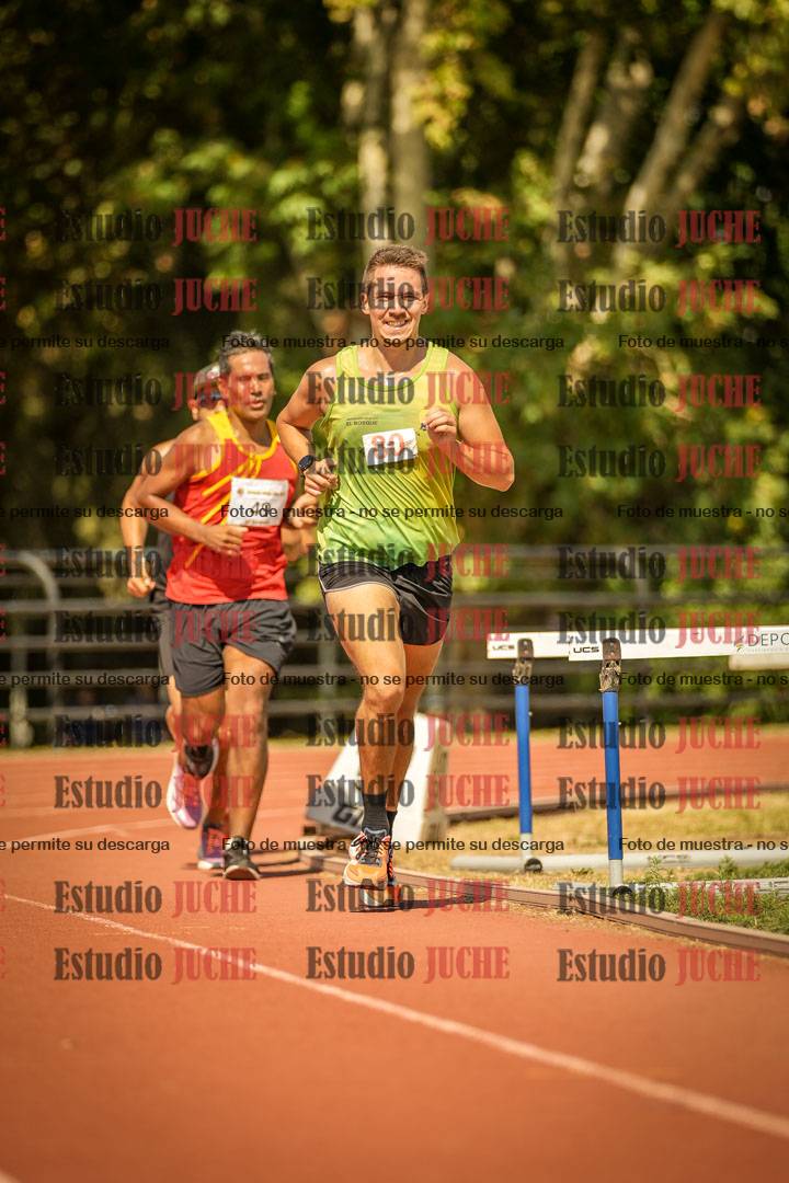 Fotos de los 3000 m llanos de varones