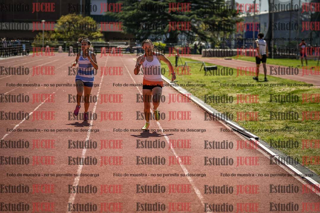 Fotos de los 600 m llanos de mujeres - hexatlón