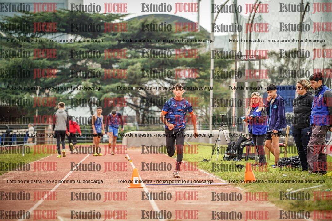 Fotos del salto triple de varones