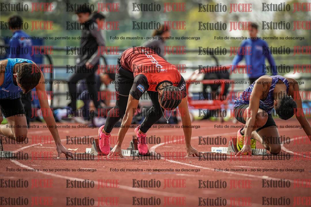 Fotos de los 100 m llanos de varones