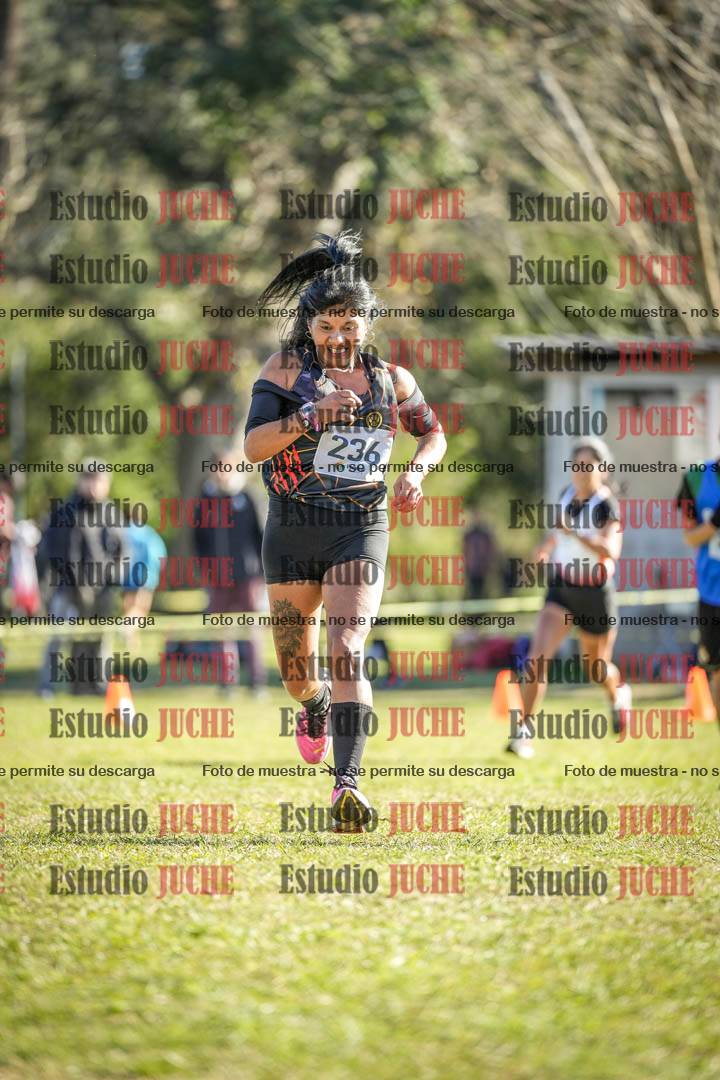 Fotos de la llegada del cross de 6000 m