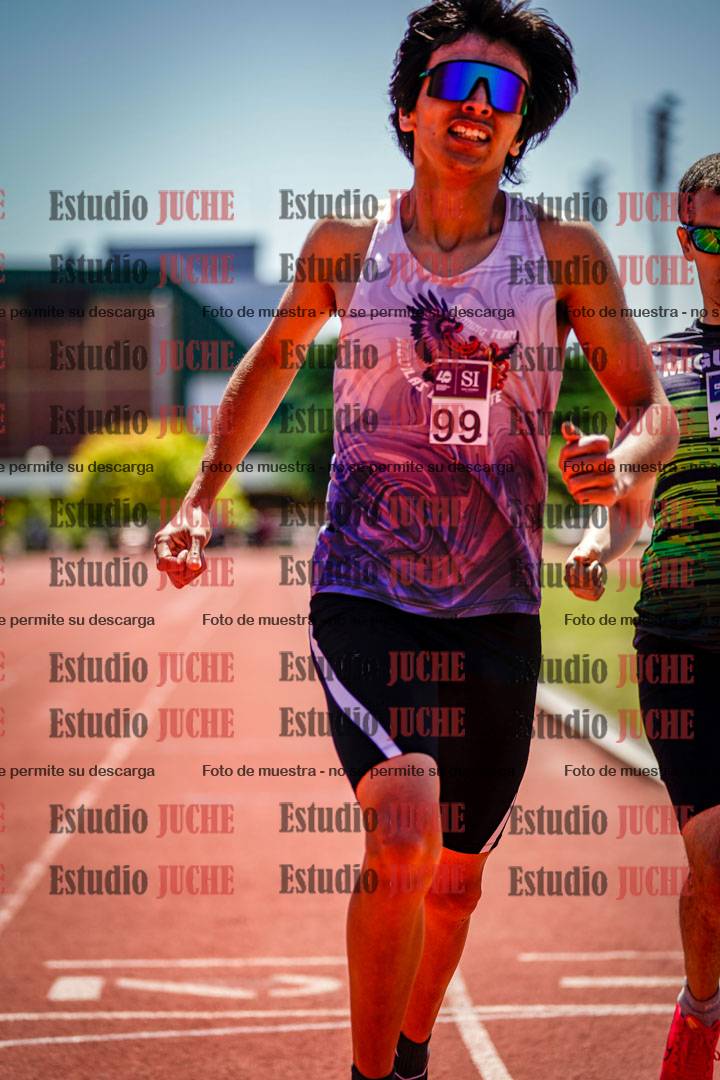 Fotos de los 800 m llanos de varones