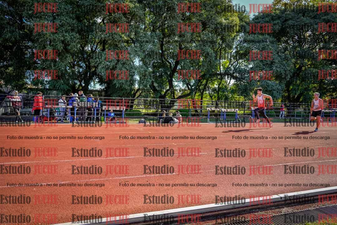 Fotos de los 100 m llanos de varones
