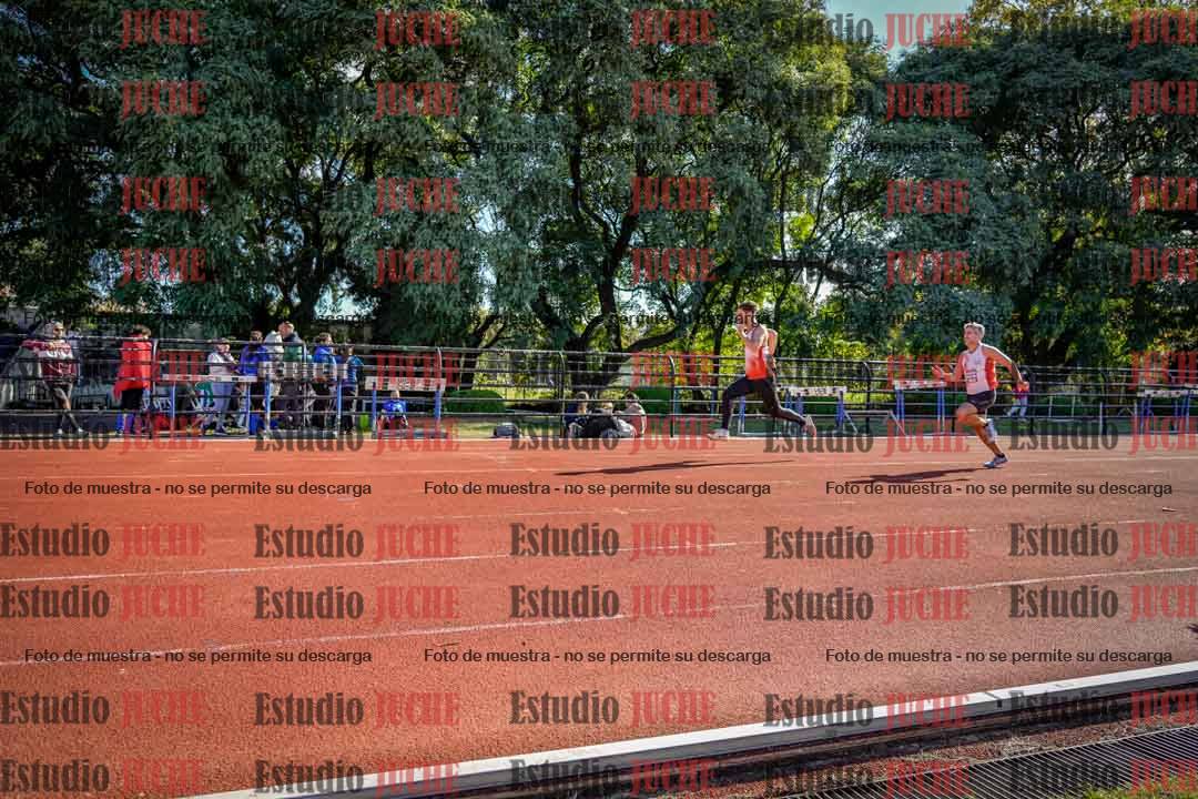 Fotos de los 100 m llanos de varones