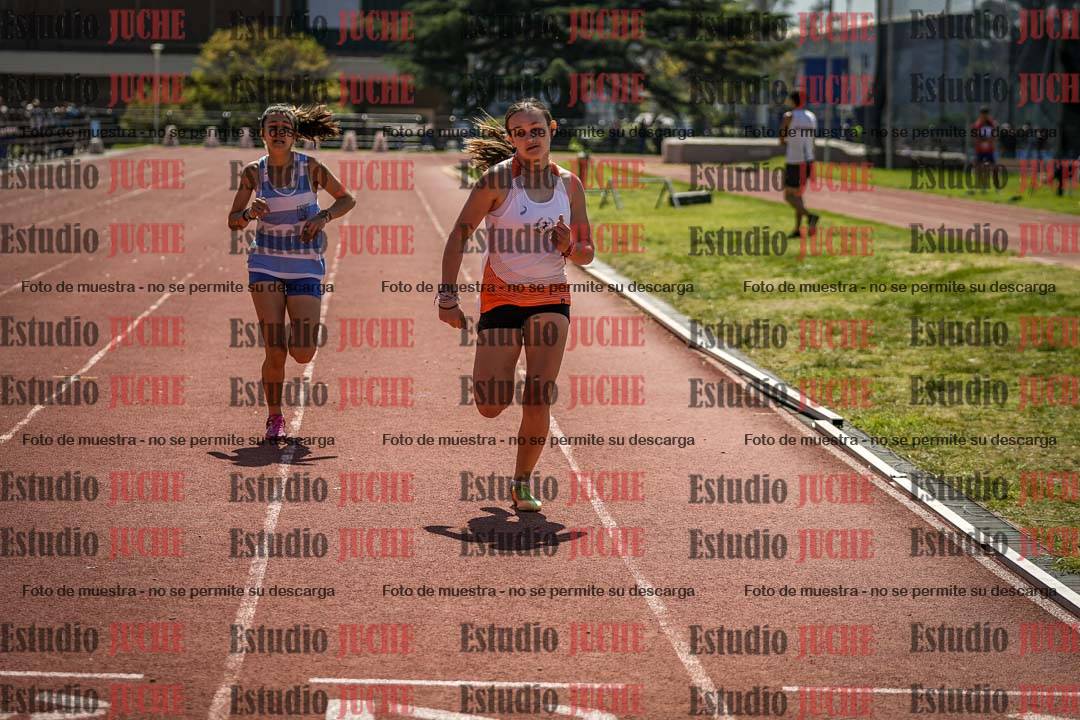 Fotos de los 600 m llanos de mujeres - hexatlón