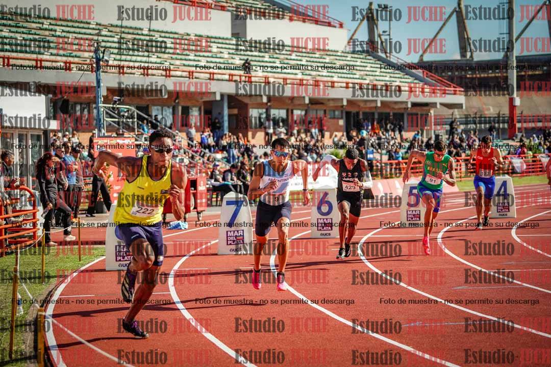 Fotos de los 800 m llanos de varones