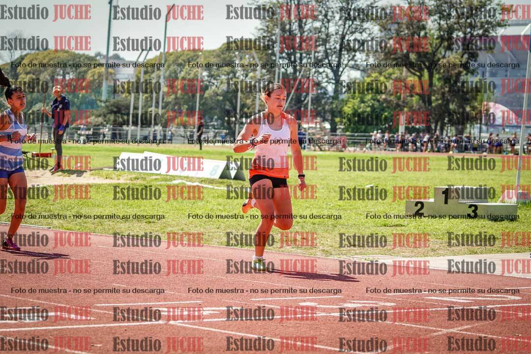 Fotos de los 600 m llanos de mujeres - hexatlón