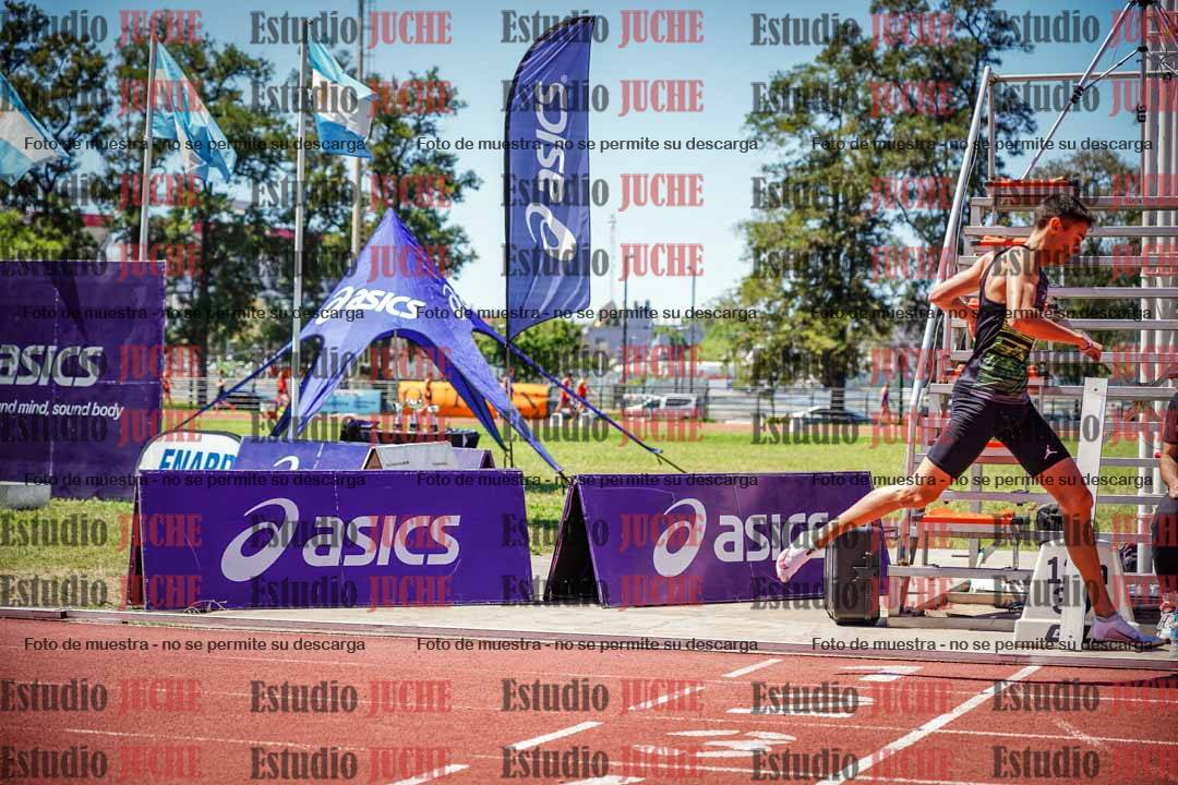 Fotos de los 800 m llanos de varones