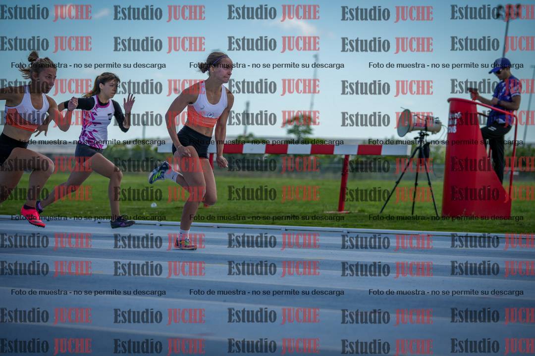 Fotos de los 60 m con vallas de mujeres
