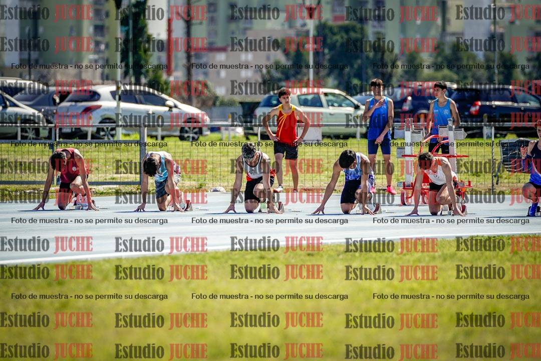 Fotos de los 100 m llanos de varones