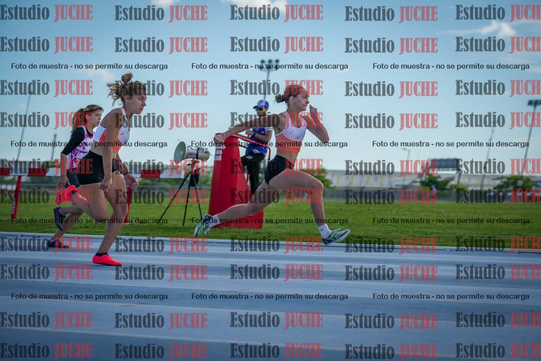 Fotos de los 60 m con vallas de mujeres