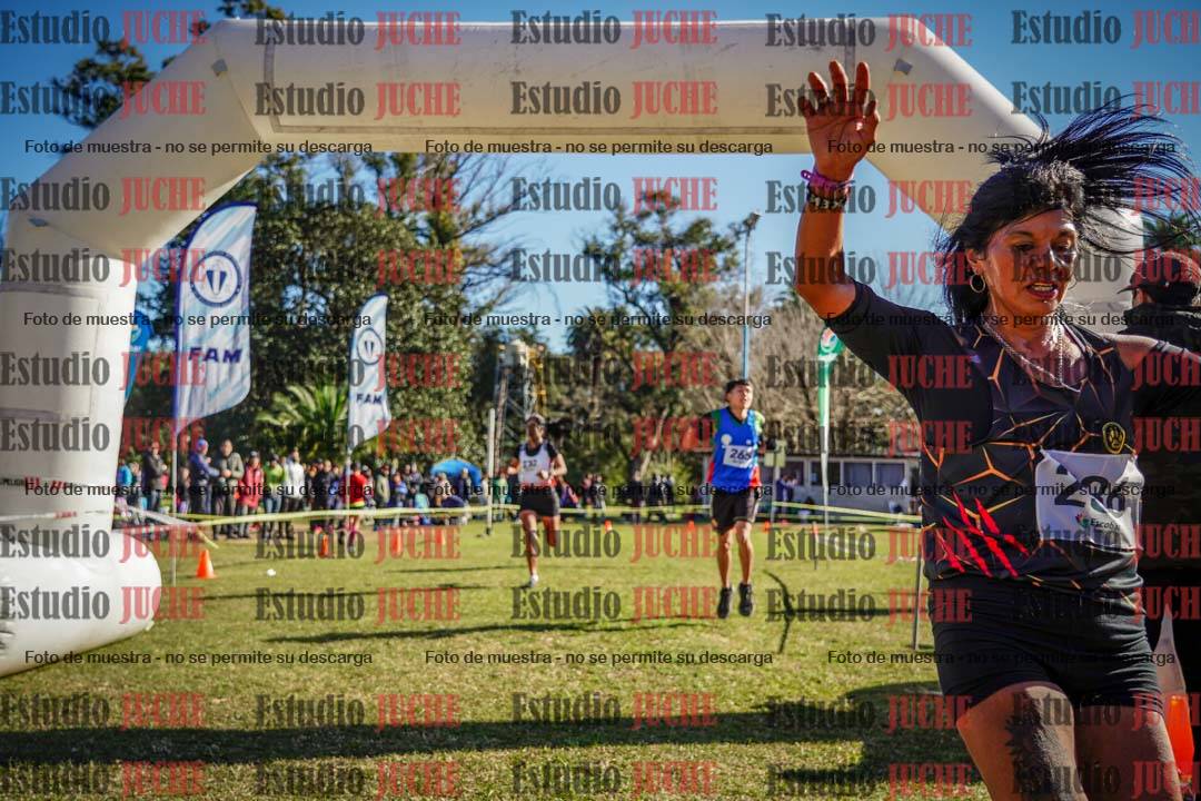 Fotos de la llegada del cross de 6000 m