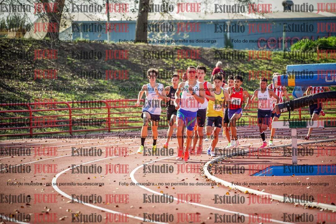 Fotos de los 1500 m llanos de varones