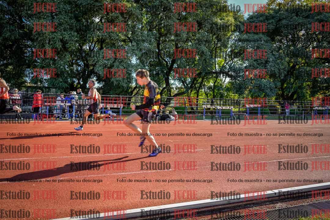 Fotos de los 100 m llanos de varones