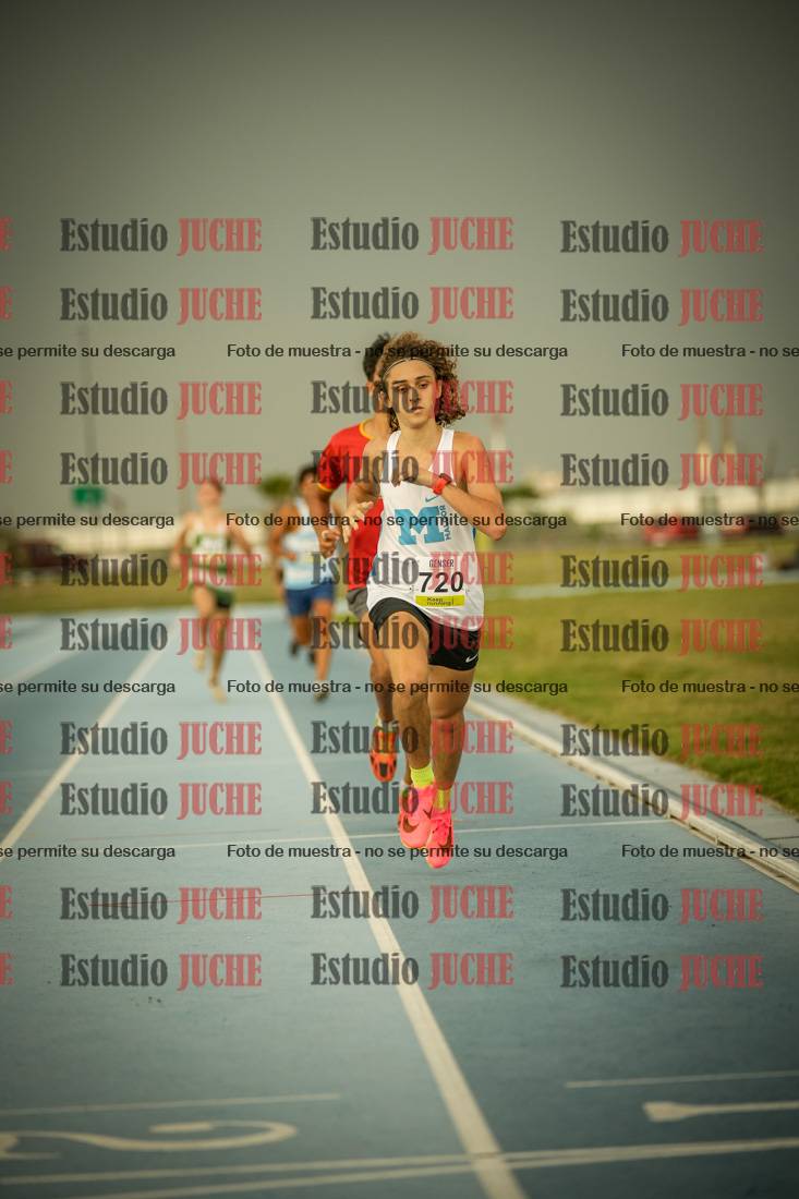 Fotos de los 1000 m llanos de varones