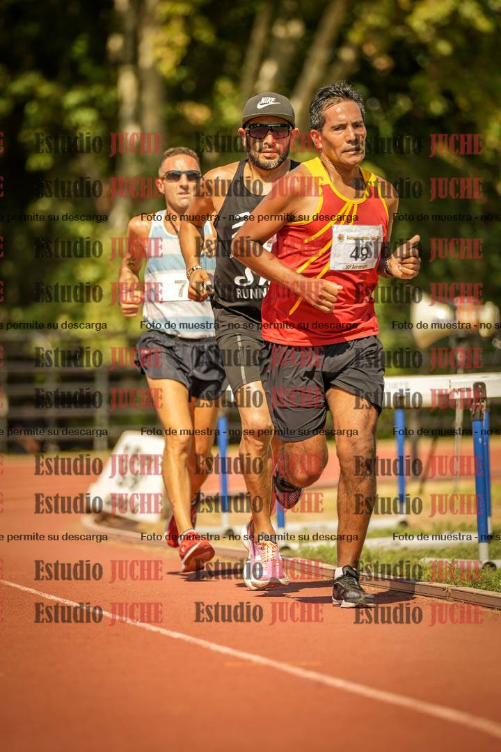 Fotos de los 3000 m llanos de varones
