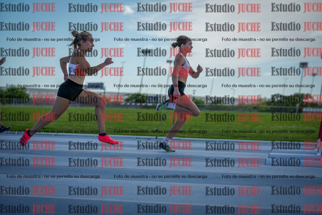 Fotos de los 60 m con vallas de mujeres