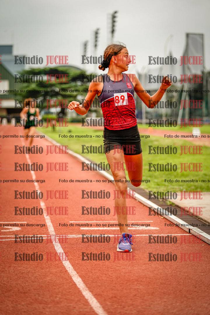 Fotos de los 600 m llanos de mujeres - hexatlón 6