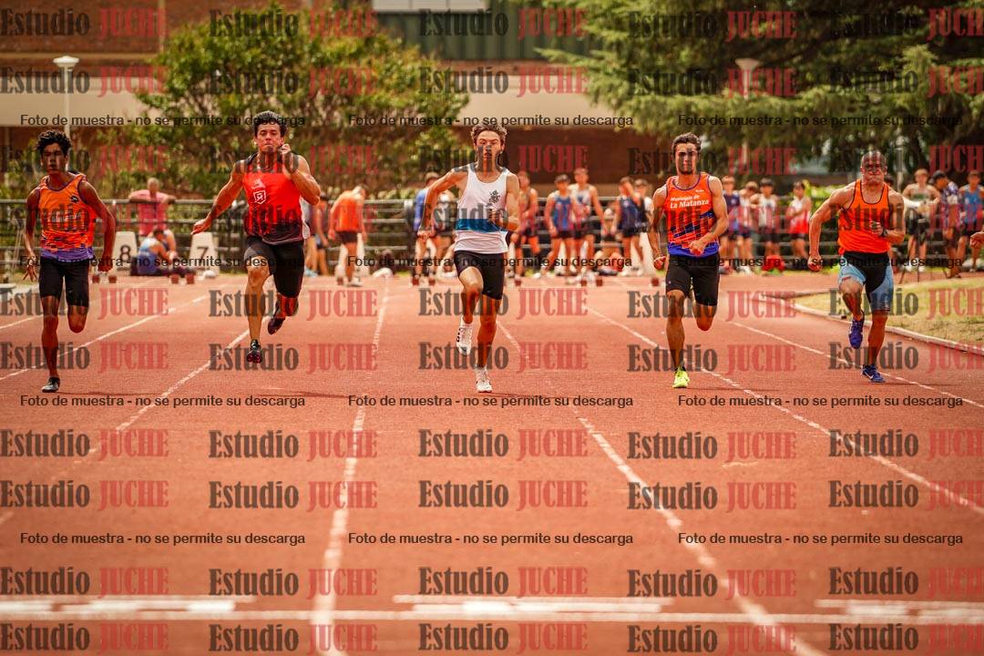 Fotos de los 100 m llanos de varones