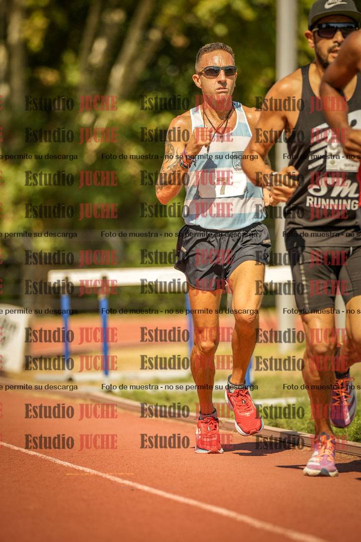 Fotos de los 3000 m llanos de varones