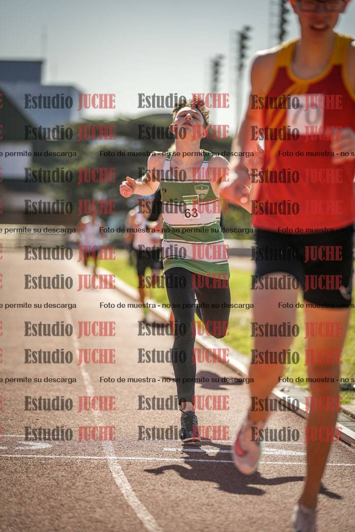 Fotos de los 800 m llanos de varones