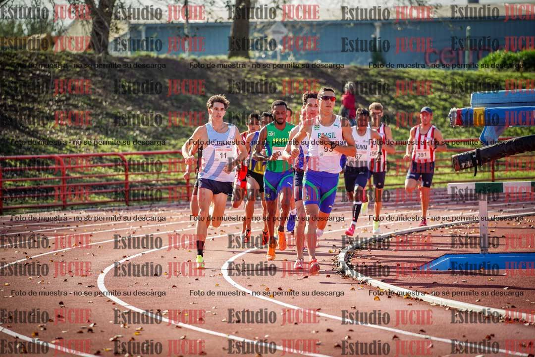 Fotos de los 1500 m llanos de varones