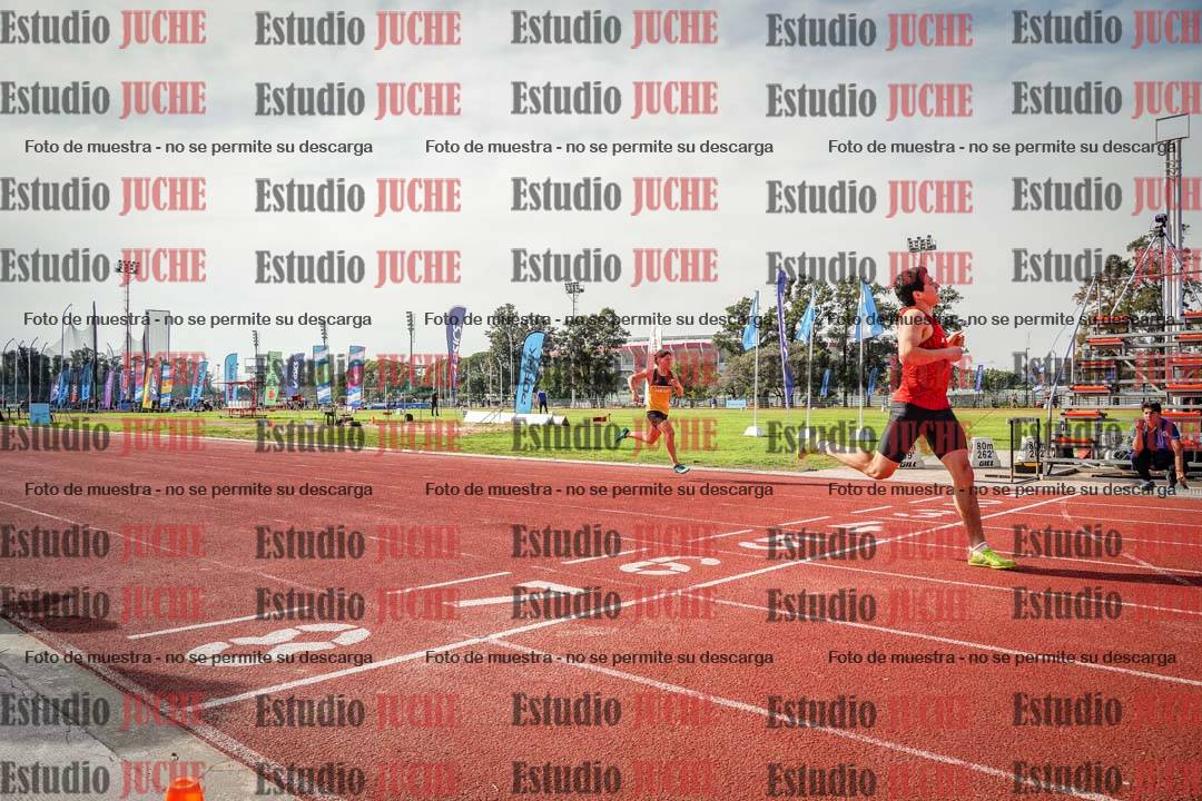 Fotos de los 400 m llanos de varones