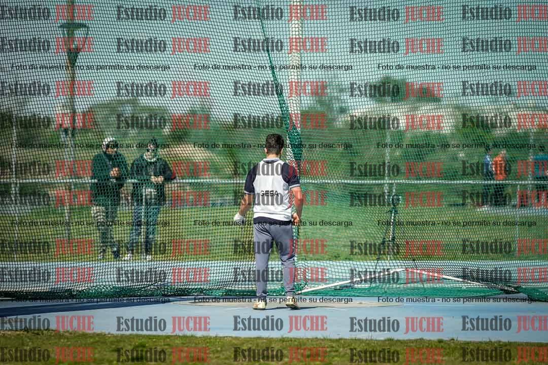 Fotos del lanzamiento de martillo de varones