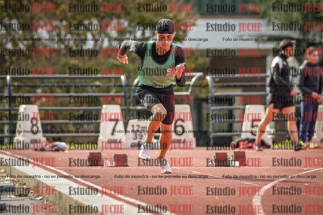 Fotos de los 100 m llanos de varones