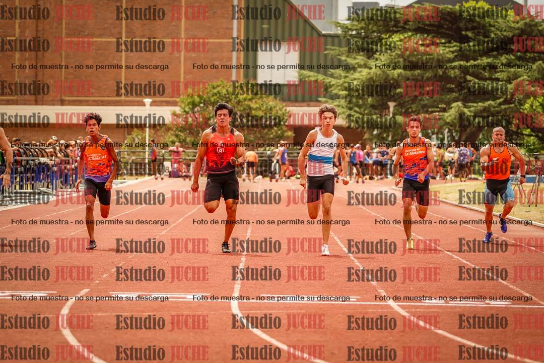 Fotos de los 100 m llanos de varones