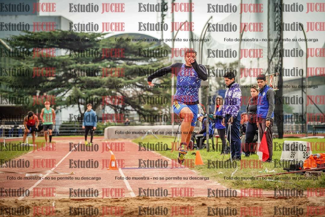 Fotos del salto triple de varones