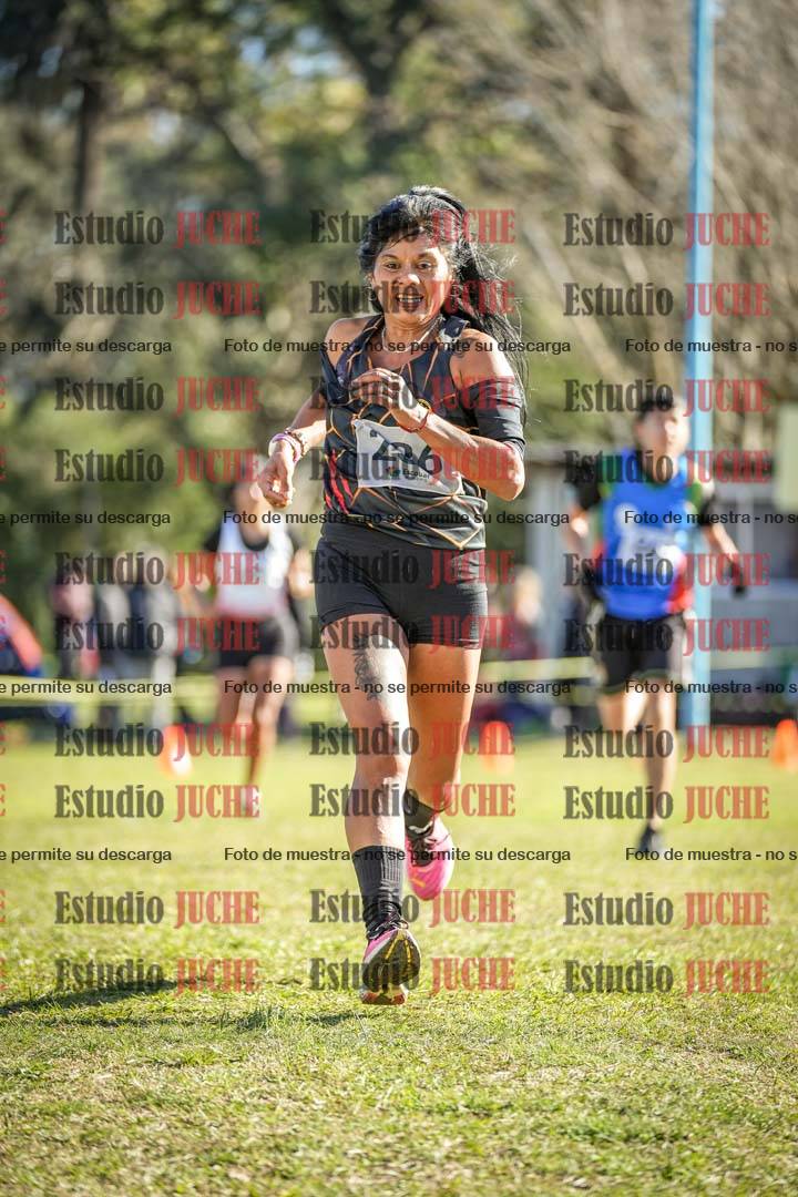Fotos de la llegada del cross de 6000 m