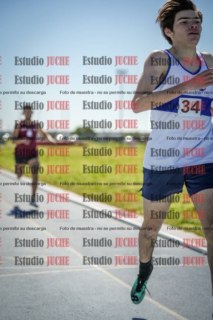 Fotos de los 800 m llanos de varones