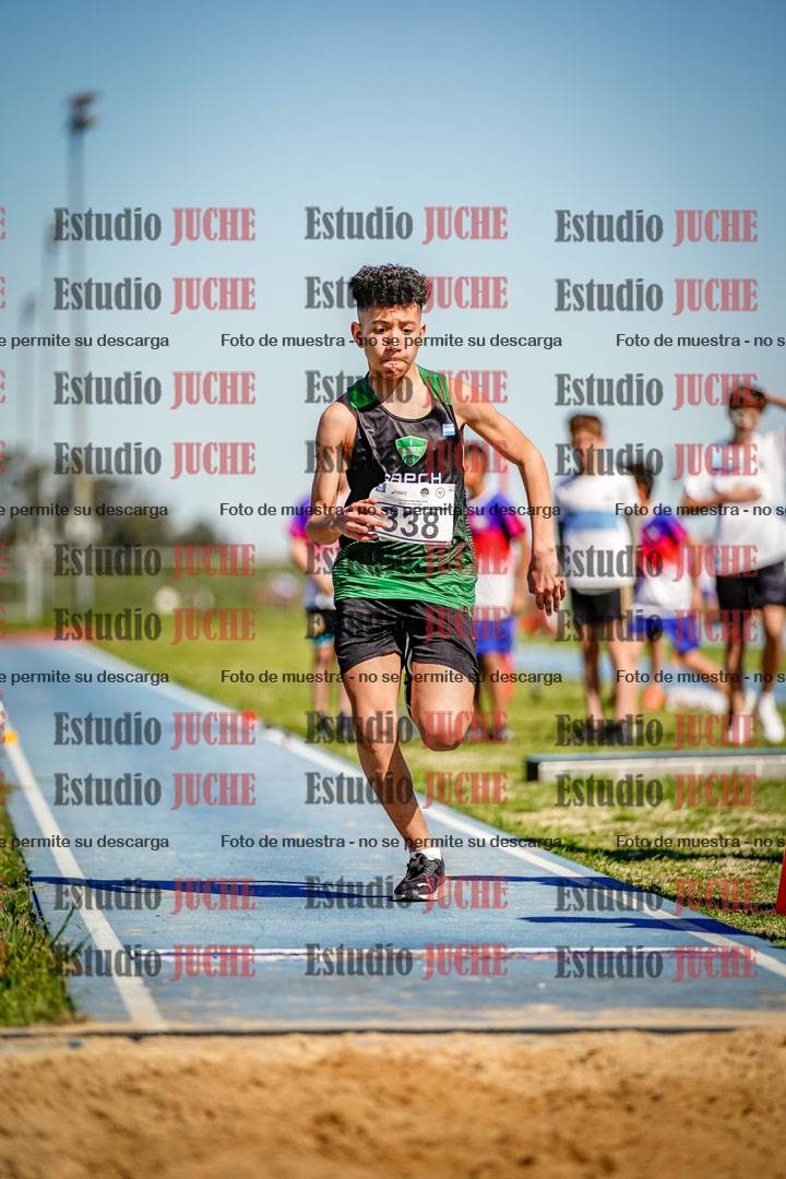 Fotos del salto en largo de varones - U15
