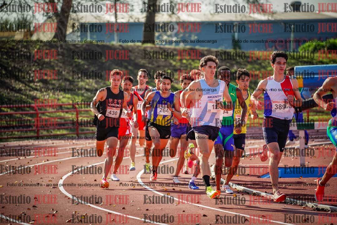 Fotos de los 1500 m llanos de varones