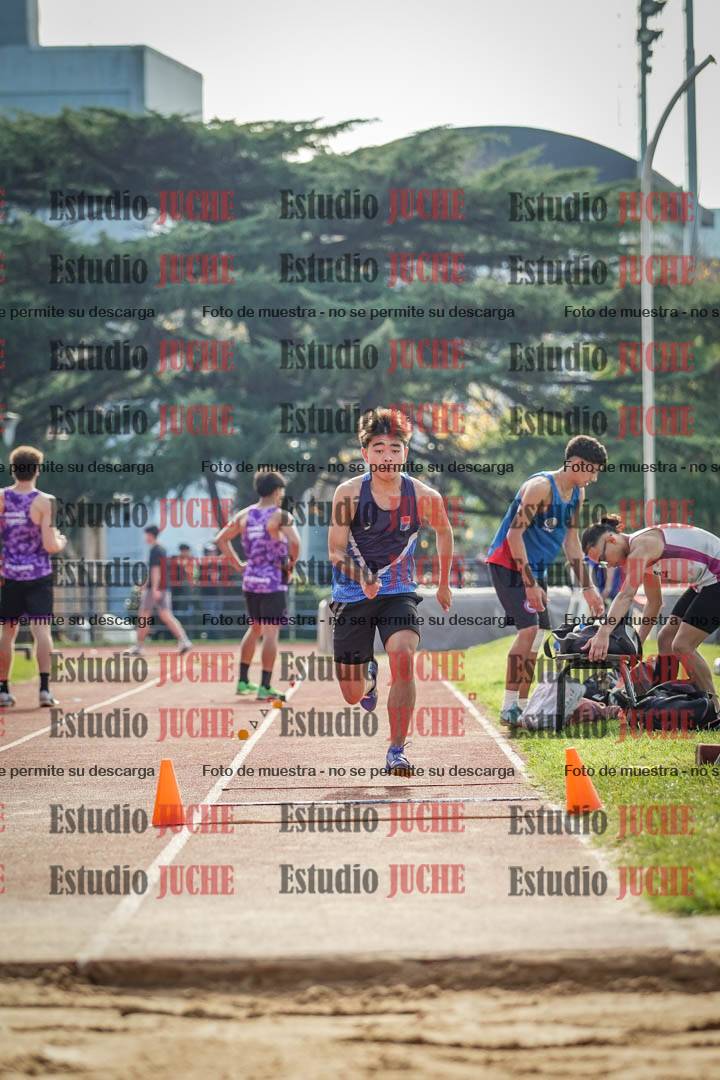 Fotos del salto triple de varones