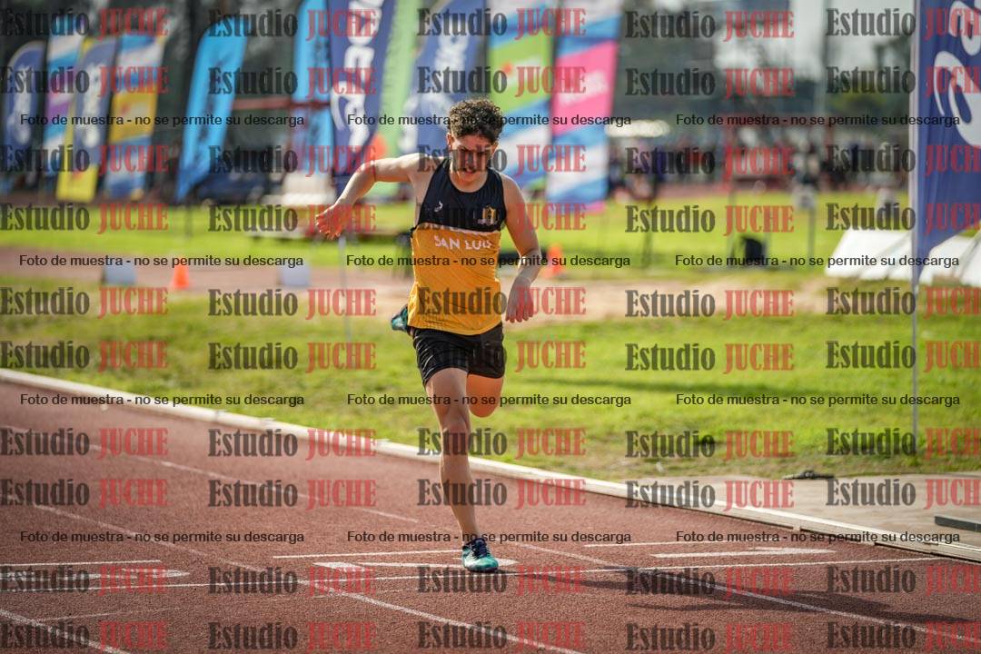 Fotos de los 400 m llanos de varones