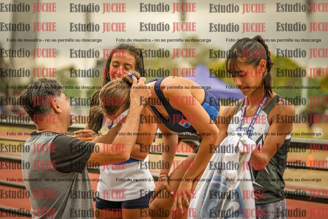 Fotos de algunos podios y extras del torneo