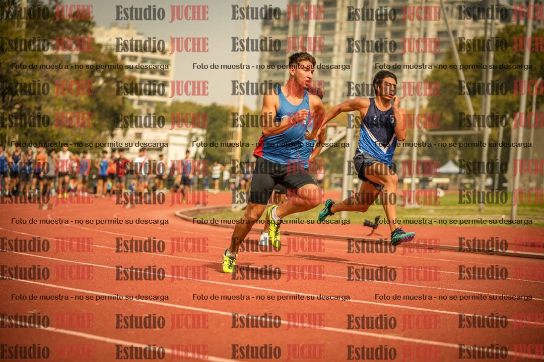 Fotos de los 200 m llanos de varones