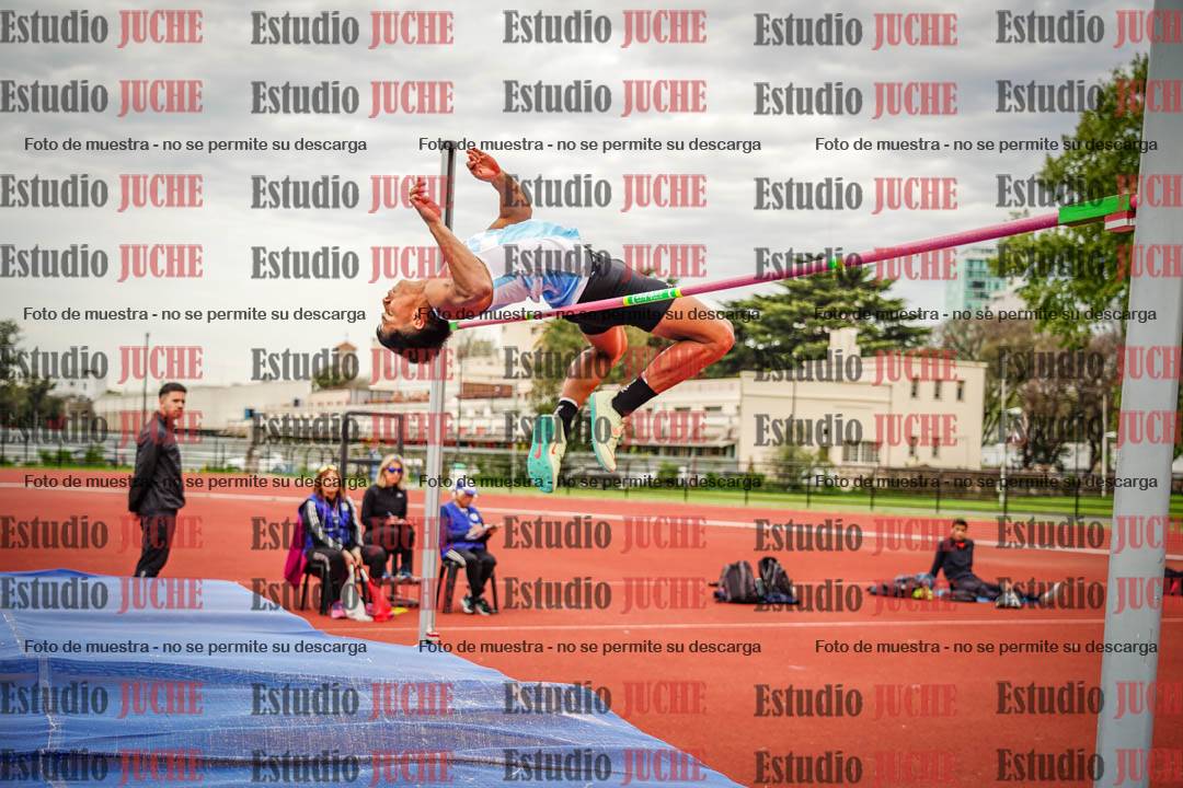 Fotos del salto en alto de varones
