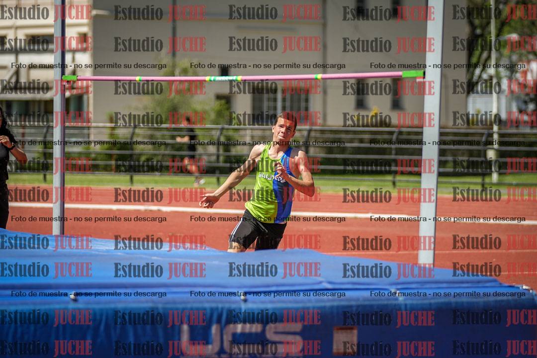 Fotos del salto en alto de varones