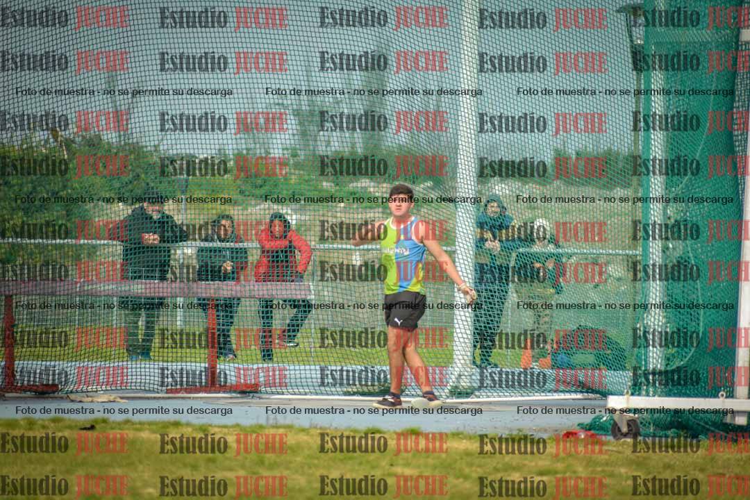 Fotos del lanzamiento de martillo de varones