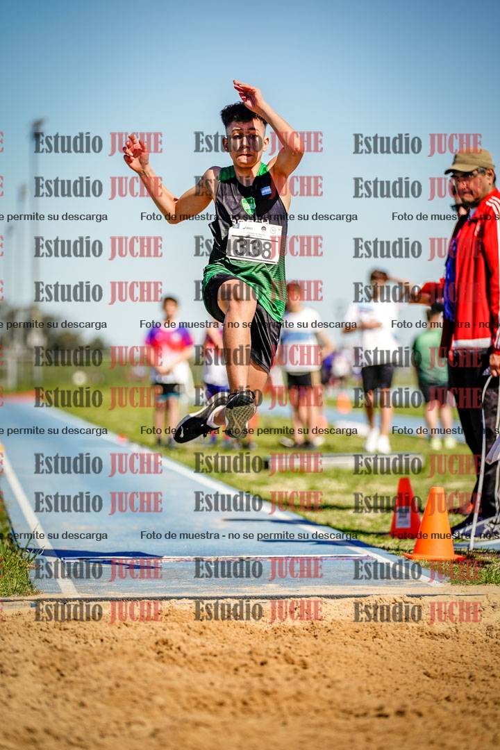 Fotos del salto en largo de varones - U15