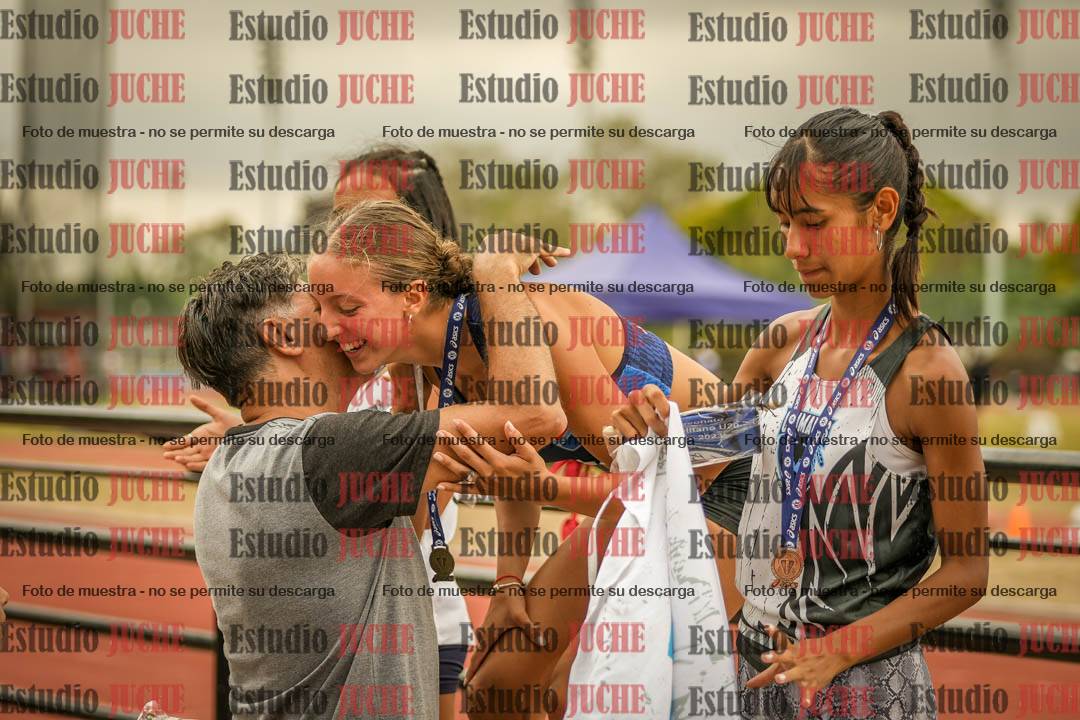 Fotos de algunos podios y extras del torneo