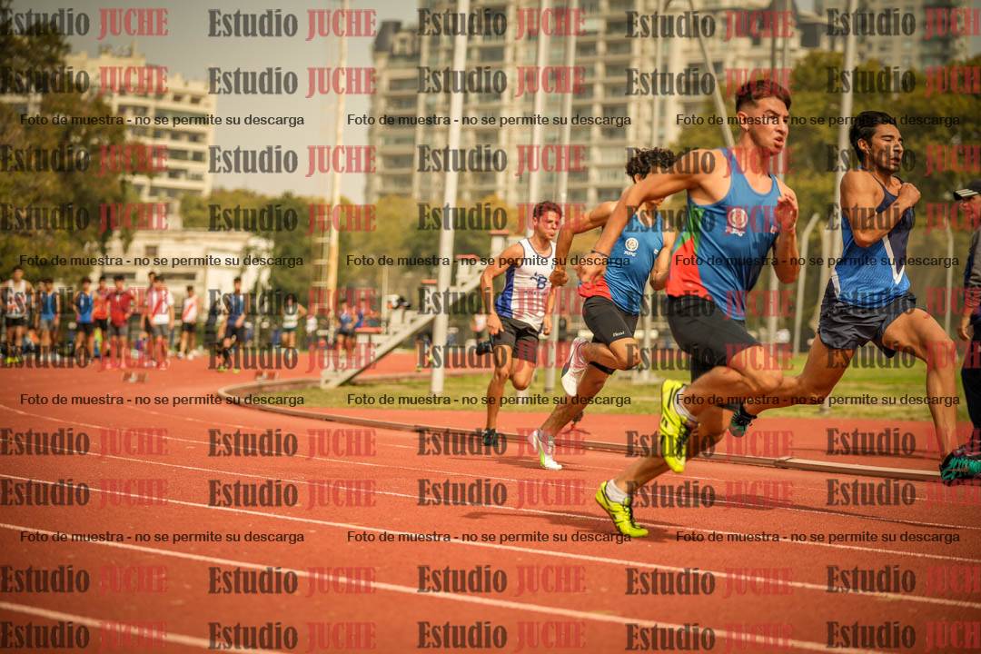 Fotos de los 200 m llanos de varones