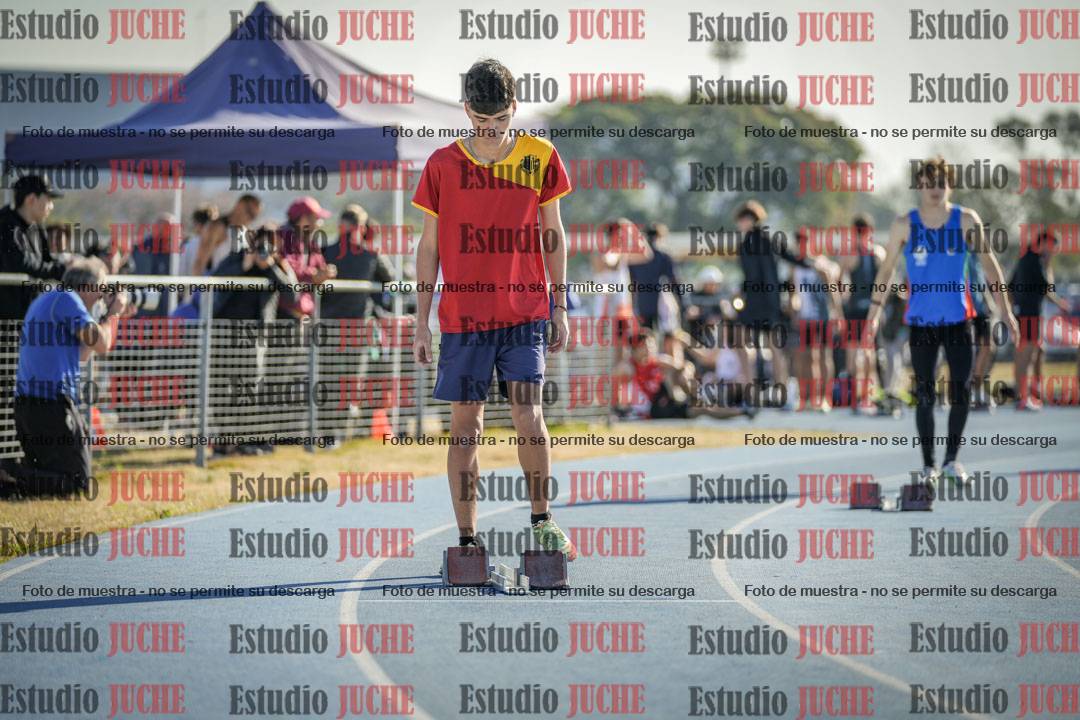 Fotos de los 400 m llanos de varones